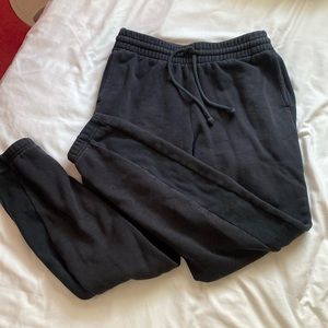Aritzia TNA cozy fleece boyfriend sweatpants